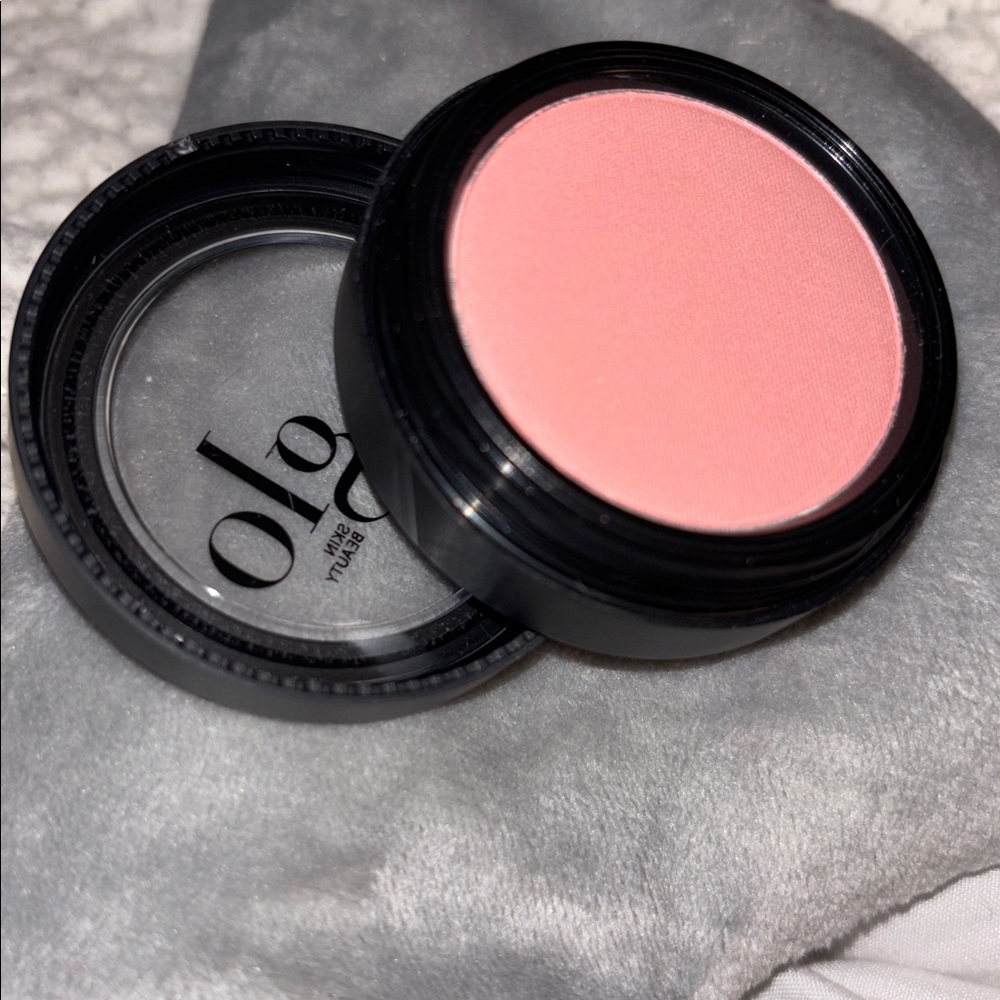 Glo Skin Beauty Blush - Soft Pink